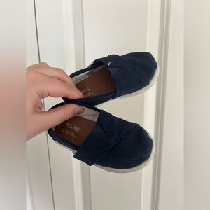 TOMS Toddler Slip On Shoes  - BLUE - Size T5